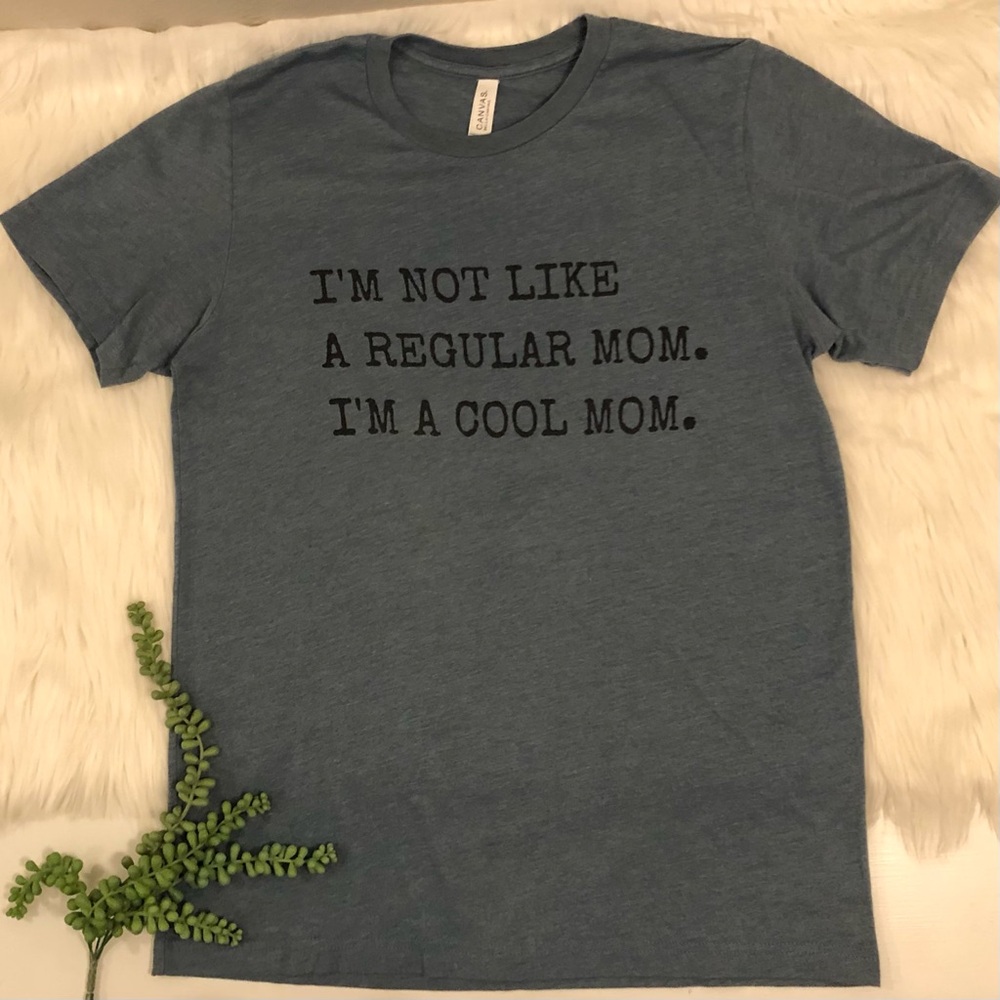 Canvas Cool Mom Graphic Tee | Size Medium